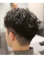 キングスマントーキョー 立川北口店(KINGSMAN TOKYO) アップバング / ツーブロック / スキンフェード 【立川】