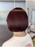 20代30代小顔見せカシスレッドショートボブ