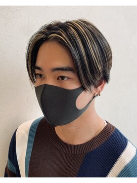 シロ(SiLO) メンズメッシュ×センターパート