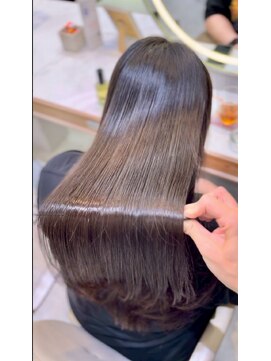 モノリス 武蔵小杉(MONOLITH.) カット/酸熱トリートメント