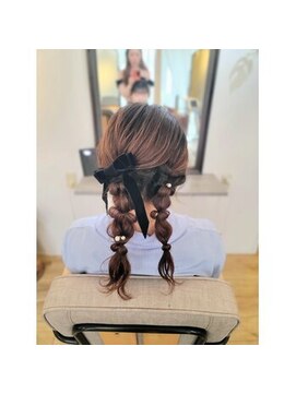 アバント(avant) 可愛さと品を両立したアレンジ