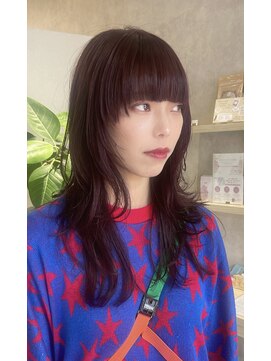 ブリーチ無し赤髪カラー×ハッシュカット