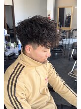 【最旬トレンド】波巻きスパイラルパーマが創る「至高の立体感」