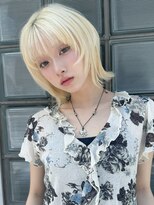 ミモザワークス ヘアアレンジ 渋谷顔周りレイヤーボブレイヤーブロンドカラー くびれヘア