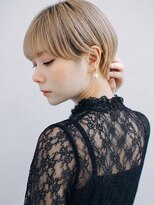 アッシュ 瑞江店(Ash)&nbsp;レイヤーカットショートボブ白髪ぼかしハイライト顔周り
