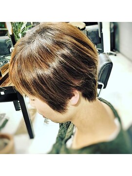 キャン 温品店(CAN) 【CAN】 大人シルエット前下がりショートボブスタイル