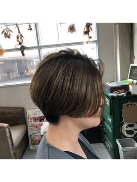 エムアンドコー(M&Co.) ショートグラマッシュ☆