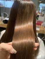 リー 京橋(Lee)&nbsp;髪質改善つやつやイルミナカラー　山下志穂