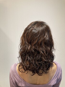 キー(KEY) パーマスタイル