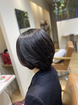ヘアートゥリース 武蔵小杉店(hair trees) ローグラデーションボブ