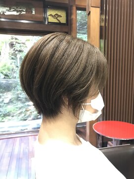 美容サニー ショートヘア