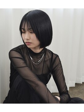 ラストーリア(La storia) 切りっぱなしボブ/モードな雰囲気/小顔に◎