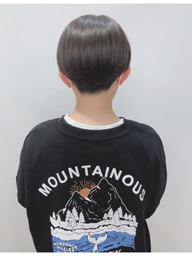 モリオフロムロンドン 松戸店(Morio from London) 【松戸 岩口】つやつやセンターパートハンサムショート