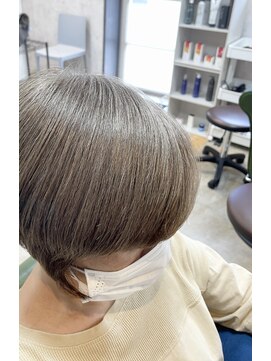 クーロン(Qoolon) 白髪活かし3Dカラー(silver gray beige)