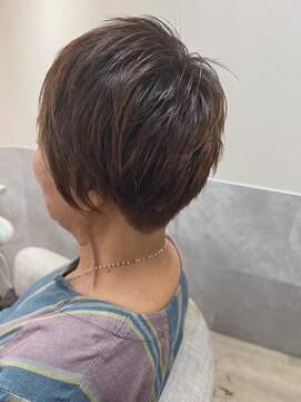 トゥーリ 長崎住吉店(tuuli) 個性派ベリーショート