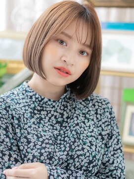 カバーヘア ブリス 志木南口駅前店(COVER HAIR bliss) 暖色系カラー前下がり切りっぱなしミニボブh3志木20代30代40代