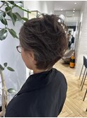 エアリーショートミセスヘアグレイヘア