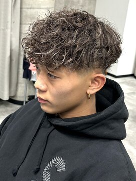 イーラ(era) ブラウンカラースペインカール