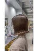 20代30代透明感暗髪アッシュブルーグレージュ丸みボブ