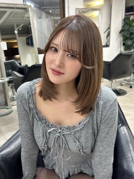 ブリーチなし　ベージュ　ミディアムレイヤー　福岡美容室