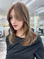 シオン(shion)&nbsp;顔周りレイヤーロングウルフカットオリーブベージュ_ba578151