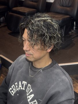 メゾンフォーメン トアロード(Maison for men TorRoad) メンズパーマ ホワイトメッシュ メンズメッシュ サーフカール