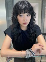 ナヌーク ダイカンヤマ(nanuk daikanyama)&nbsp;スパイラルパーマウルフレイヤーウルフパーマミディアムレイヤー