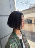 シンプル前下がりボブ