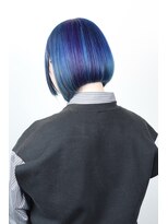 クリップ ジョイント ゴッド(CLIP JOINT GOD) 前下がりボブ&ネイビーカラー♪