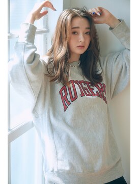 リトル ポルト 三宮(little×PORTO) センターパートがマッチ!ナチュラルロング