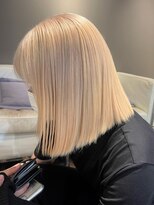 ベレーザ 渋谷(BELEZA)&nbsp;ba1490プラチナカラーホワイトブリーチブリーチオンカラーボブ