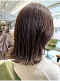 【gram】アッシュベージュ_ゆる巻き_外ハネ_艶髪y