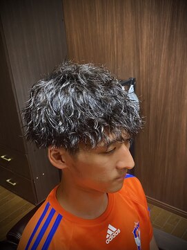 バーバークラシックス(BARBER CLASSICS) 王道ツイスパマッシュ/ツイストスパイラルパーマ