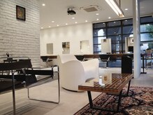 コスアンドコウ 横浜山下(Cos&Co.)の雰囲気（Hair/Fashion/Interior/Art/Music/Movie/Books/Food/Travel◎）