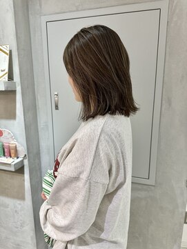 ヨーク(YOKE) YOKE 外ハネボブ結べるボブハイライトミルクティーベージュ