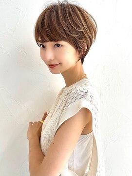 アンド ストーリーズ(&STORIES) 前髪ありなし面長丸顔/20代/30代/40代/ショート/ボブ【倉田】