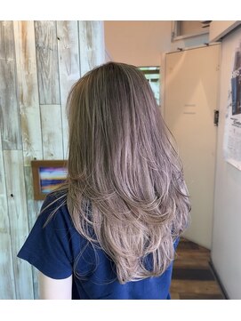 クレア 茅ヶ崎(CREA) プラチナベージュ/ハイレイヤー/ダブルカラー/レイヤーカット