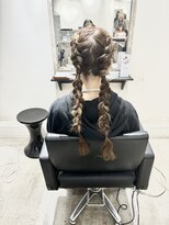 セット アンド バイ ルゥーダ 品川駅前店(SET and..by Rouxda.)&nbsp;ツイン編み込み