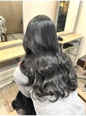【AKIHIRO】暗髪透け感ロングレイヤー|ナチュラル、ウェーブ◎