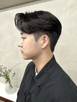 メンズセンターパートニュアンスパーマ毛流れ縮毛矯正刈り上げ