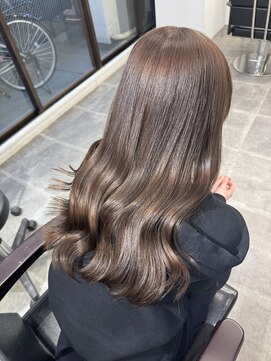 ペレ 栄 アネックス(PELE栄ANNEX) 韓国 くびれロング レイヤー ワンホンヘア 小顔前髪