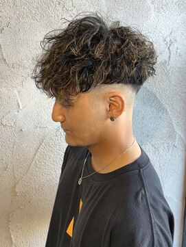 ニアウ 高崎店(Niau) メンズマッシュスペインカールメッシュパーマ群馬高崎眉毛韓国