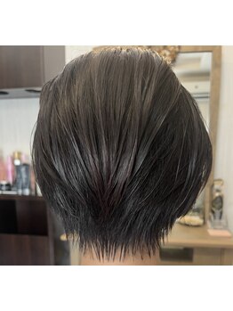 ショートヘア初心者にもおススメ☆【Shining】のカット技術で360度美シルエットに…【滋賀/彦根】
