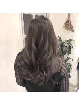 ラクシア(LUXIA) オリーブグレージュ