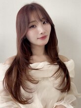 ミレバイジェニー (mirae by geny) ロングレイヤーカット　韓国ヘア　チェリーレッドs