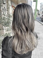 ネオリーブサイン 大森店(Neolive sign) バレイヤージュカラー グレージュ 大森