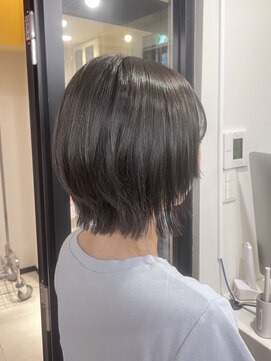 アコロン(acoron) くびれボブ　新宿/髪質改善/くびれボブ/透明感カラー