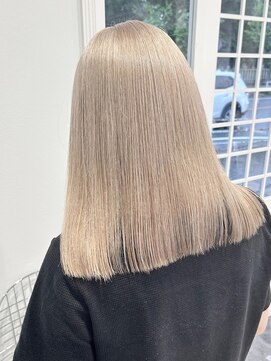 ダイアモンドリリー(Diamond Lily) ブロンドベージュ