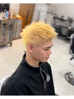 ノア 首里店(Noah) ブロンドスパイキー