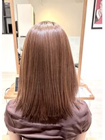 スカイ(sky)&nbsp;柔らかい酸性ストレートのフェイスラインレイヤースタイル